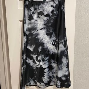 Wild fable tie-dye midi skirt Women's Small